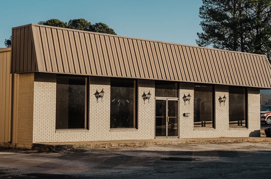 603 Pilgrim Ave, Muscle Shoals, AL for sale - Building Photo - Image 2 of 19