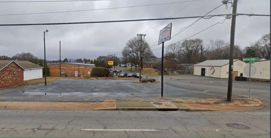3214 Boiling Springs Rd, Boiling Springs, SC for sale - Building Photo - Image 1 of 3