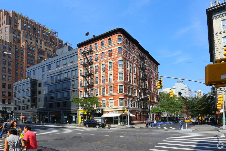 141 Eighth Ave, New York, NY 10011 | LoopNet