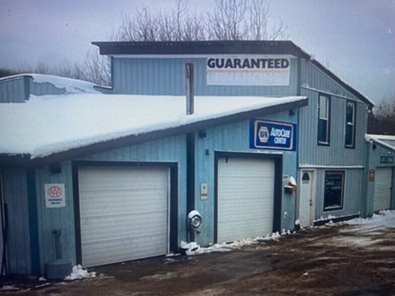 86 Holland Rd, Brimfield, MA 01010