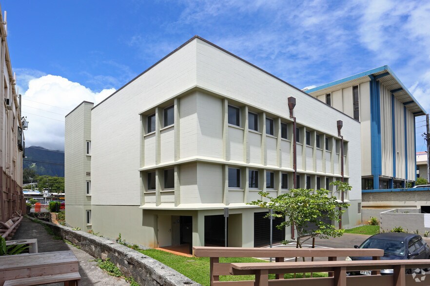 45-943 Kamehameha Hwy, Kaneohe, HI for lease - Building Photo - Image 1 of 7