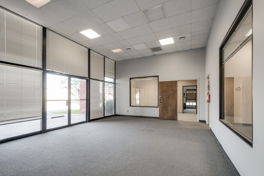 22475 Community Dr, New Caney, TX for sale - Building Photo - Image 3 of 30