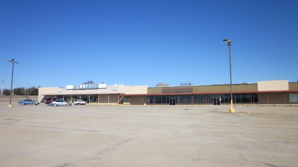 1399-1417 W Main St, Stroud, OK for sale - Building Photo - Image 1 of 1