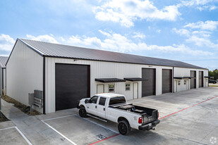 Mojave Airport Hwy 58 Frontage - Warehouse