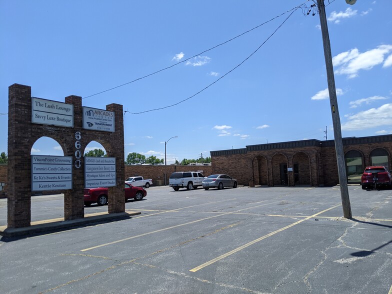 6600 W Main St, Belleville, IL for lease - Building Photo - Image 1 of 8