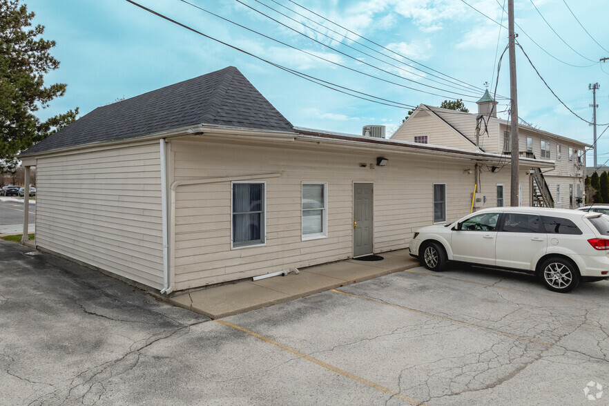 705 Conant St, Maumee, OH for lease - Building Photo - Image 3 of 7