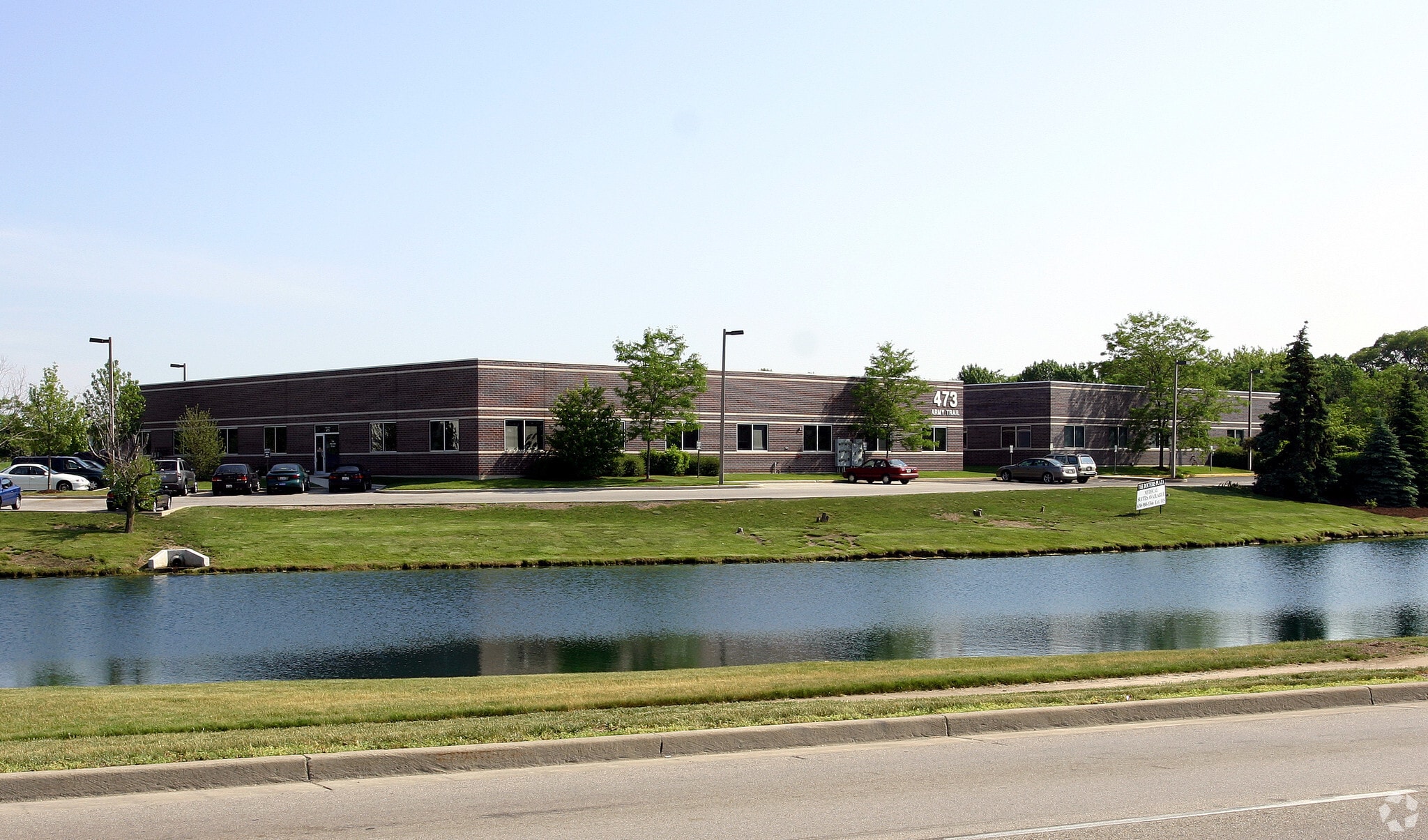 471 Army Trail Rd, Bloomingdale, IL 60108 The Doctors Plaza