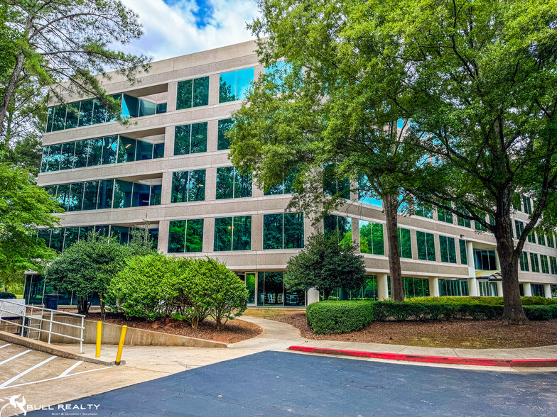 6625 The Corners Pky, Peachtree Corners, GA for sale - Building Photo - Image 3 of 13