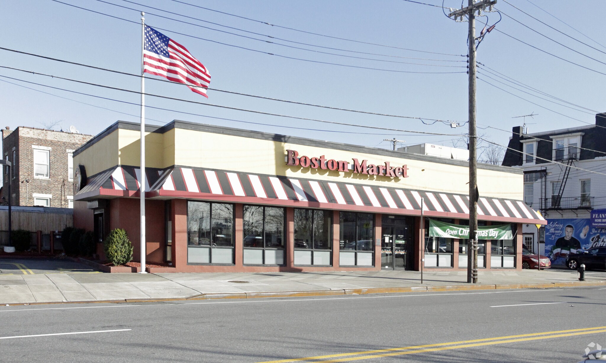 3371 E Tremont Ave, Bronx, NY for lease Building Photo- Image 1 of 4