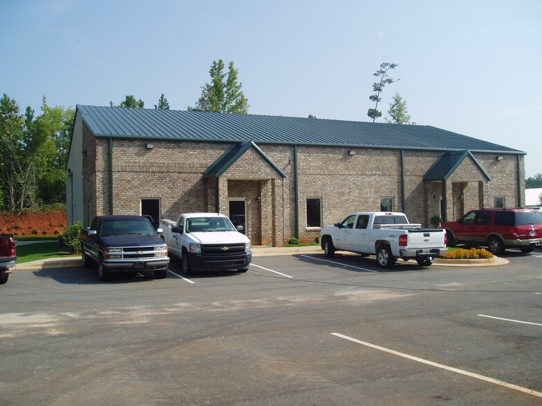 318 Corporate Pky, Macon-Bibb, GA for sale - Building Photo - Image 1 of 1
