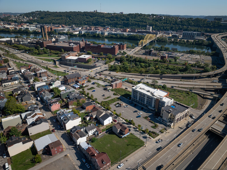 820 E Ohio St, Pittsburgh, PA for sale - Building Photo - Image 3 of 12