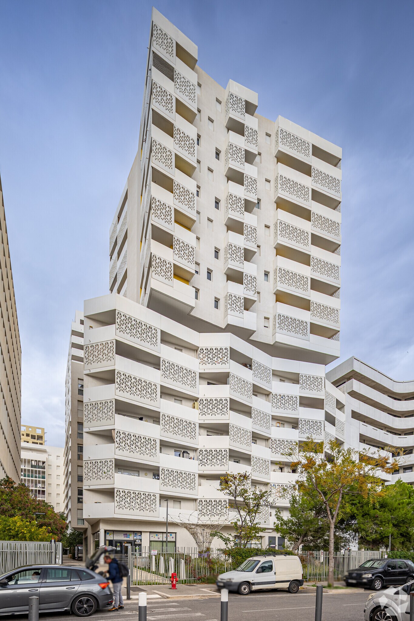 7 Rue Andre Allar, Marseille for lease Primary Photo- Image 1 of 18