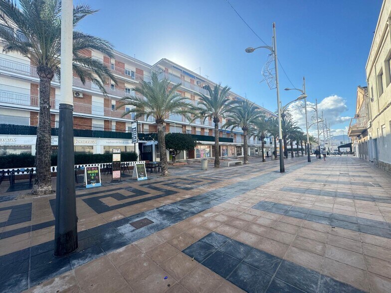 Retail in Oliva, Valencia for sale - Building Photo - Image 2 of 25