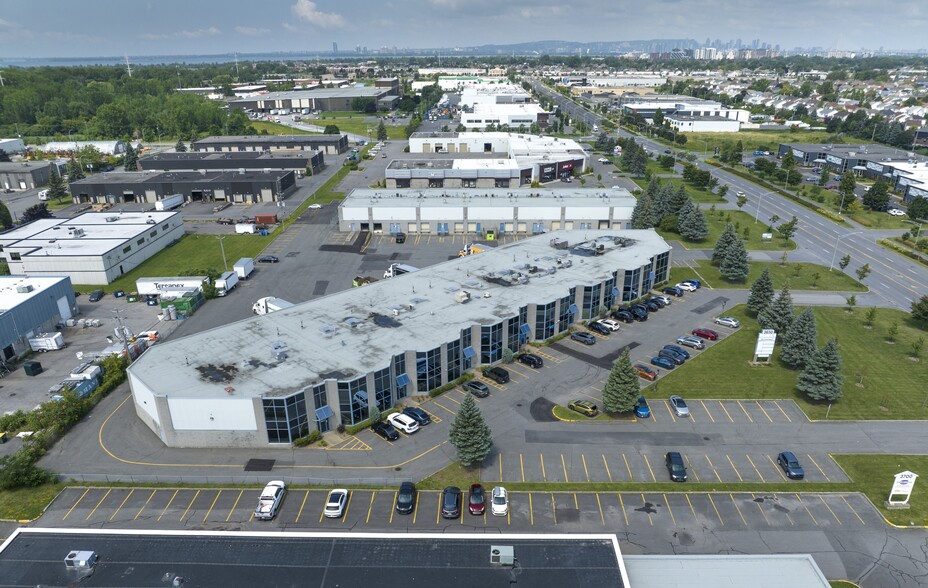 3650 Boul Matte, Brossard, QC for lease - Building Photo - Image 2 of 7