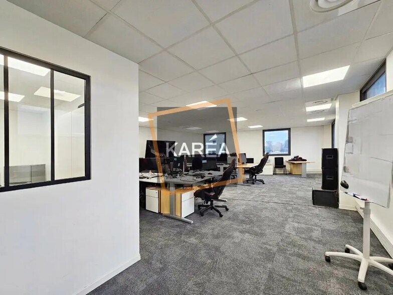 Office in Serris for sale - Interior Photo - Image 1 of 5