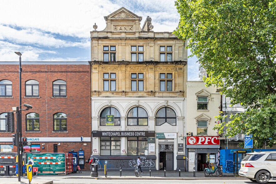 234-236 Whitechapel Rd, London for lease - Building Photo - Image 3 of 4