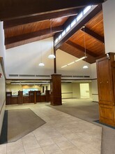 1707 S Parsons Ave, Seffner, FL for lease Interior Photo- Image 2 of 5