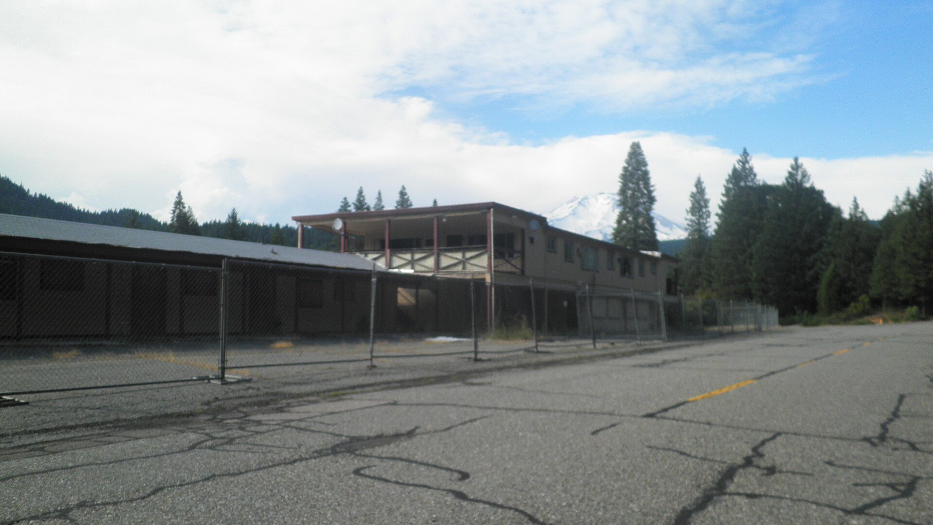 4221 Siskiyou Ave, Dunsmuir, CA for sale Primary Photo- Image 1 of 1