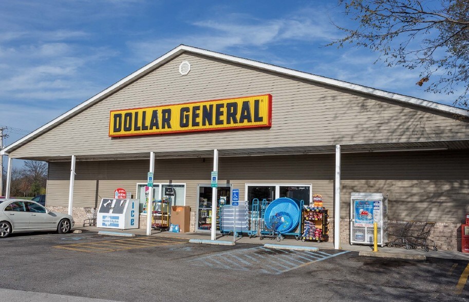 1642 N Main St, Benton, IL for sale - Primary Photo - Image 1 of 1