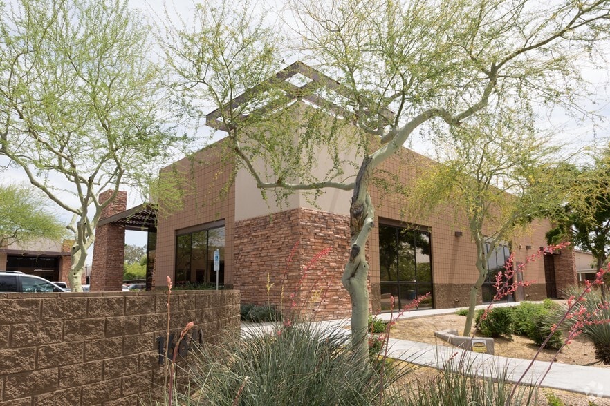 16843 N 31st Ave, Phoenix, AZ for lease - Building Photo - Image 3 of 6