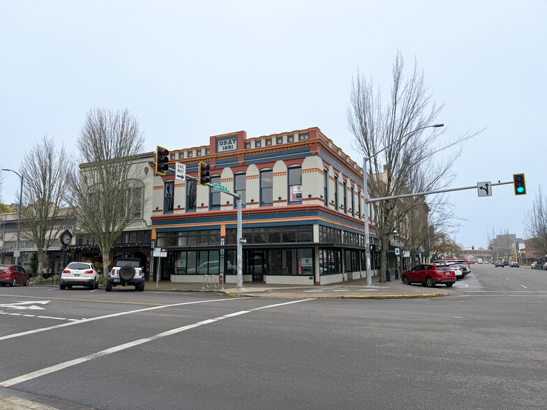 105-135 Liberty St NE, Salem, OR for lease - Building Photo - Image 1 of 9