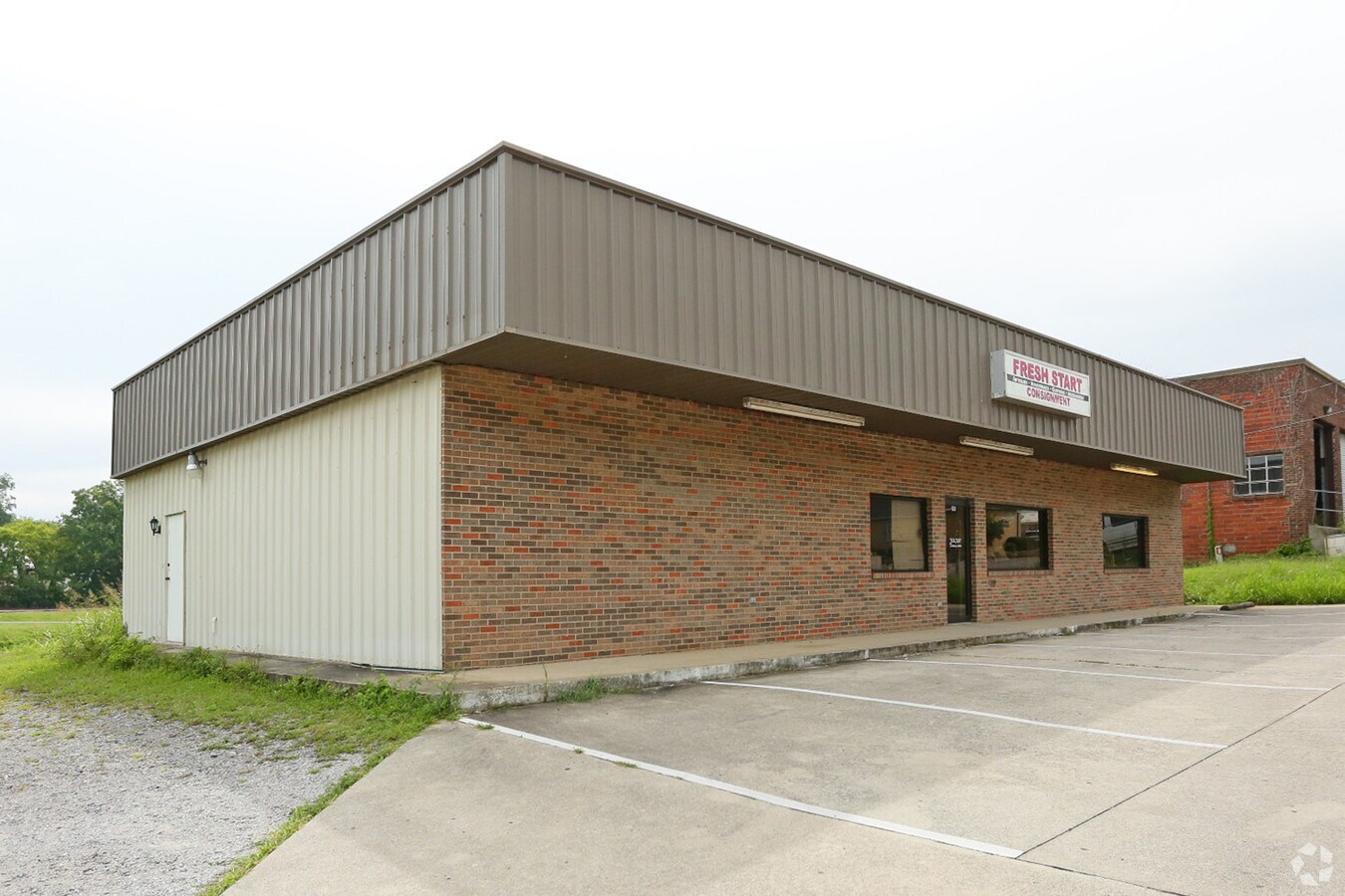 530 Sparkman St SW, Hartselle, AL 35640