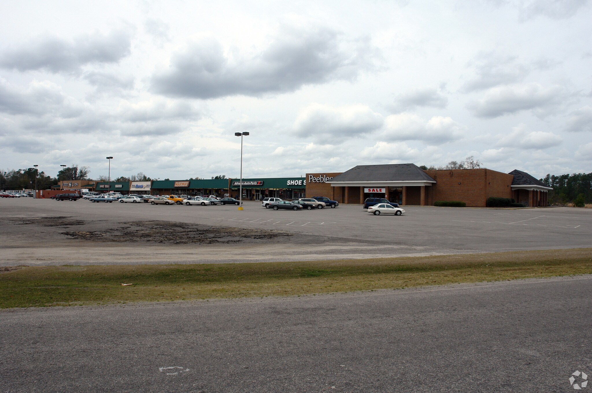 Retail in Kingstree, SC for sale Primary Photo- Image 1 of 1