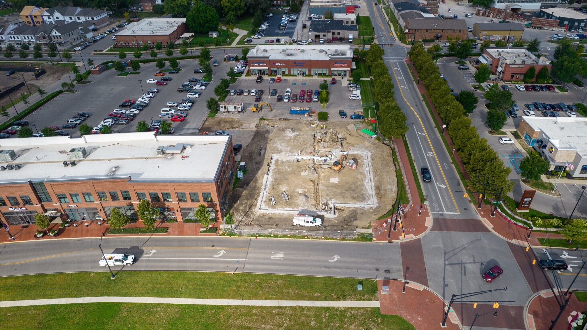 855 W 3rd Ave, Grandview Heights, OH for lease Primary Photo- Image 1 of 3