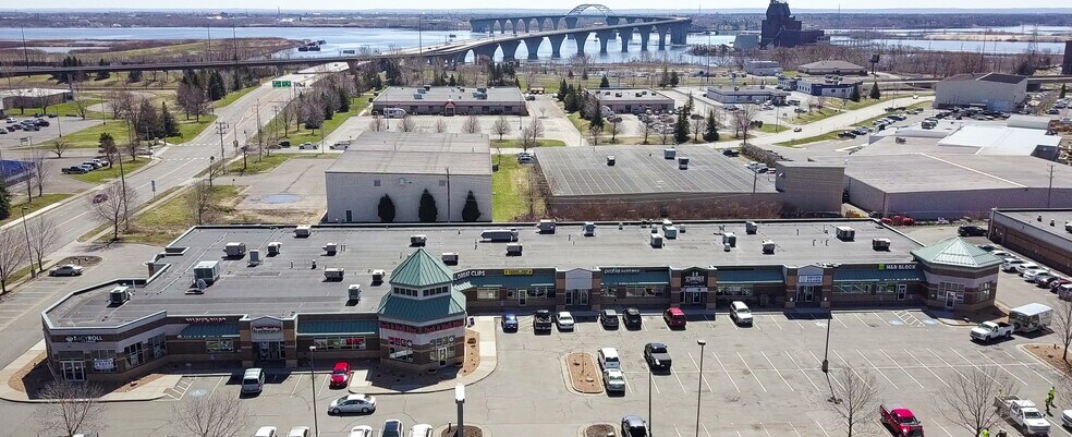 4602 Grand Ave, Duluth, MN for sale - Building Photo - Image 1 of 1