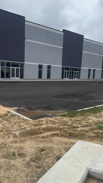 1700 Lakewood Rd, Toms River, NJ for lease - Commercial Listing Video - Image 2 of 17