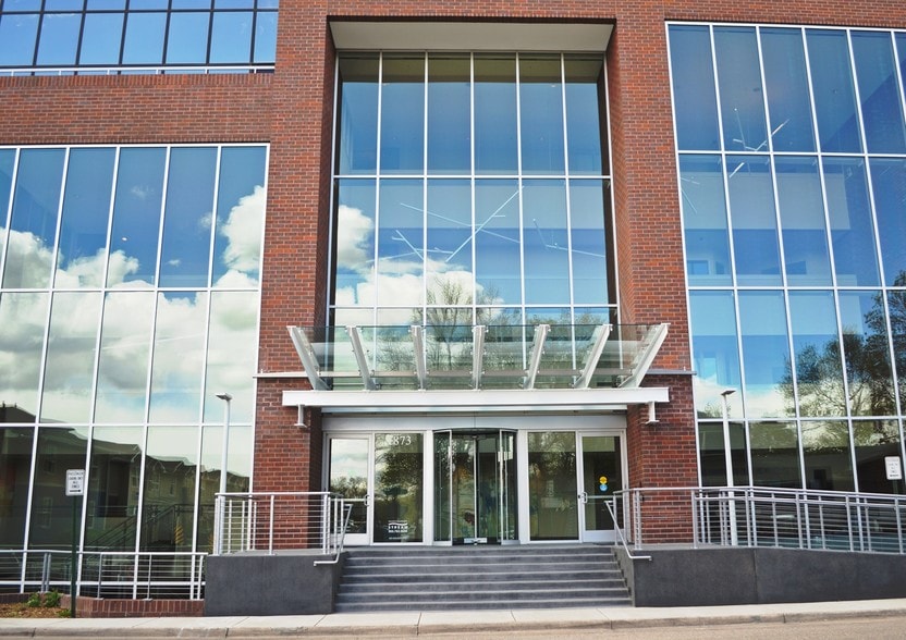 1873 S Bellaire St, Denver, CO for lease - Building Photo - Image 2 of 24