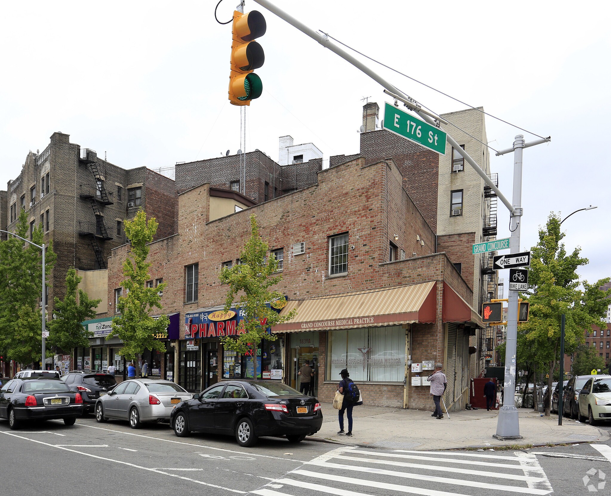 1829-1833 Grand Concourse, Bronx, NY for sale Primary Photo- Image 1 of 1