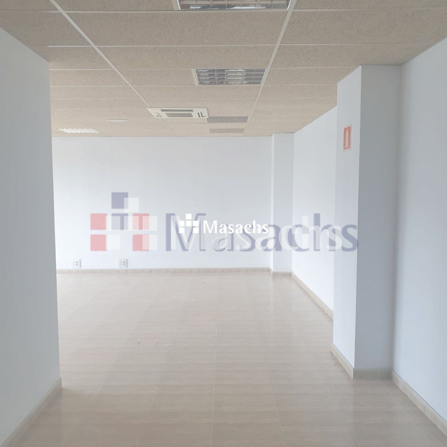 Industrial in Girona, Gerona for lease Interior Photo- Image 1 of 5