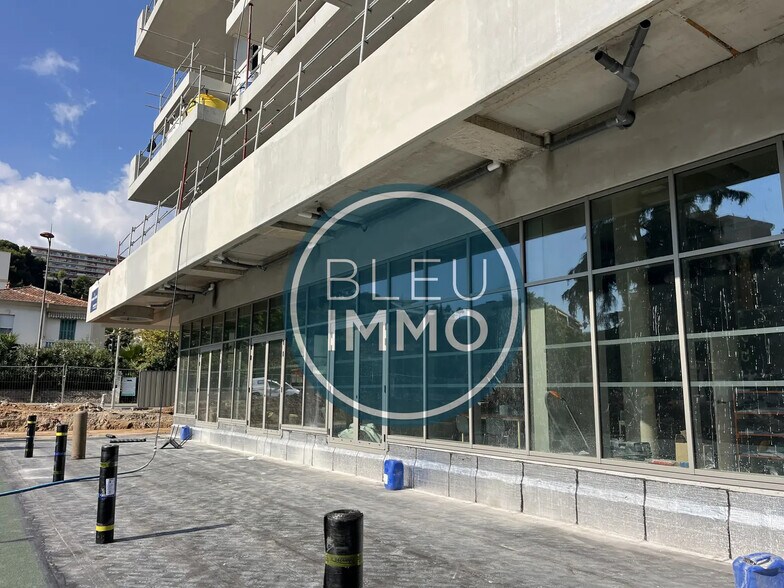 Retail in Saint-Laurent-du-Var for sale - Building Photo - Image 3 of 3