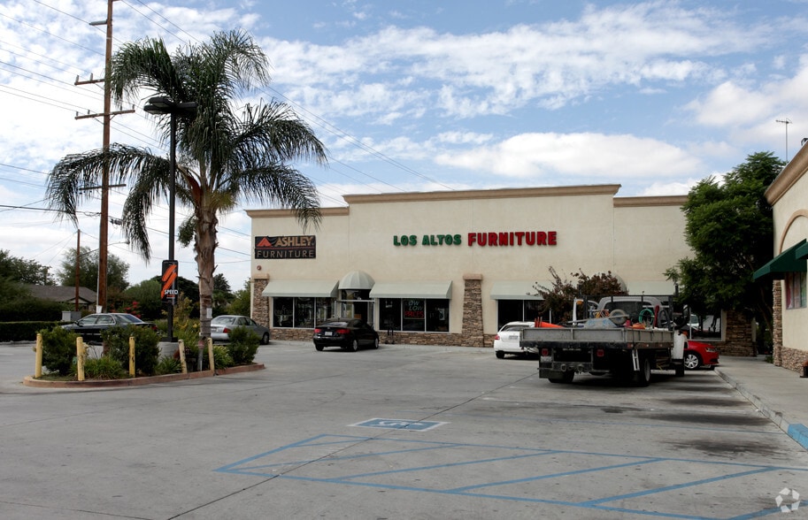 680 S State St, San Jacinto, CA for lease - Building Photo - Image 2 of 3