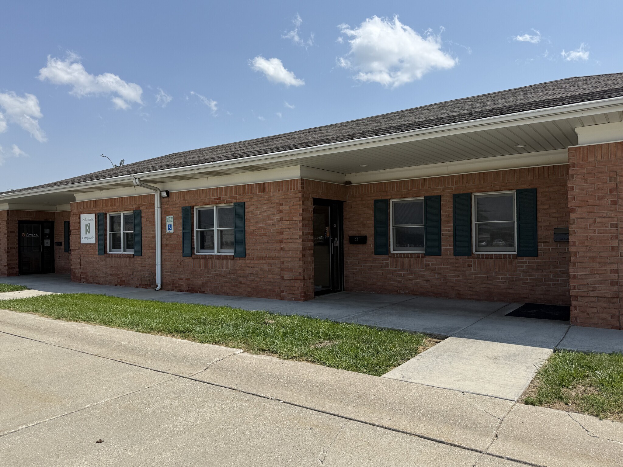 211 Landmark Dr, Normal, IL for sale Building Photo- Image 1 of 1
