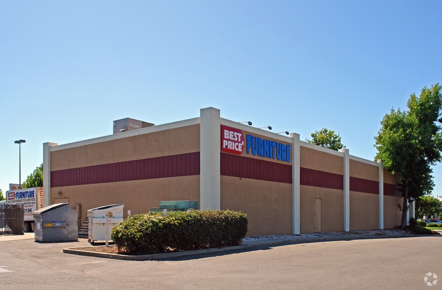 1177 Butte House Rd, Yuba City, CA for lease - Building Photo - Image 2 of 4