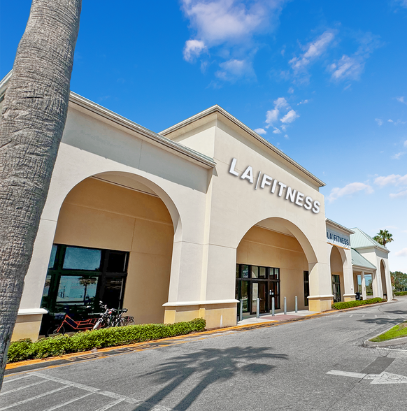 7022-7088 22nd Ave N, Saint Petersburg, FL for lease - Building Photo - Image 1 of 10