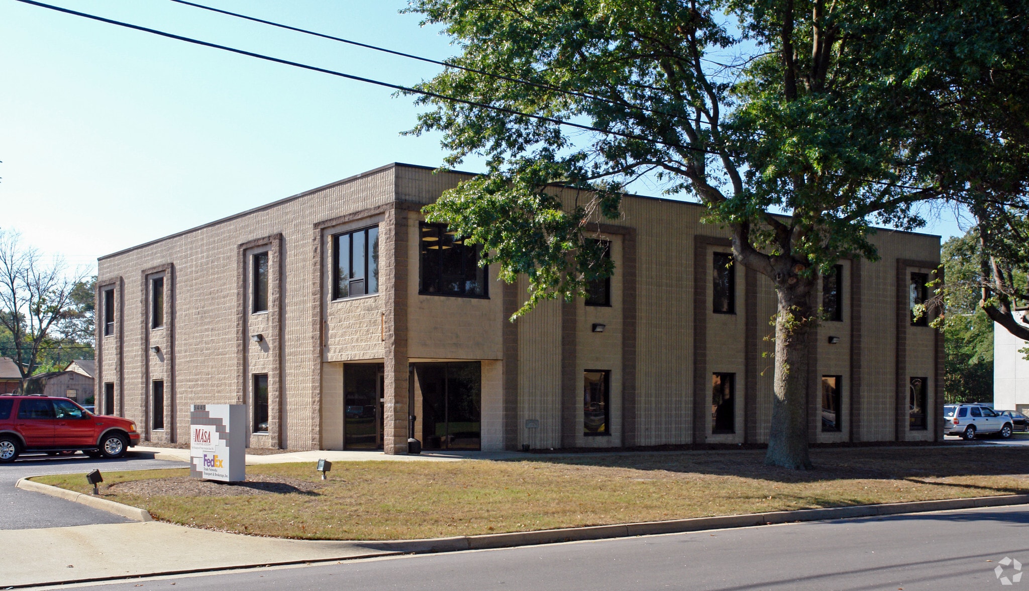 5445 Henneman Dr, Norfolk, VA for sale Primary Photo- Image 1 of 3