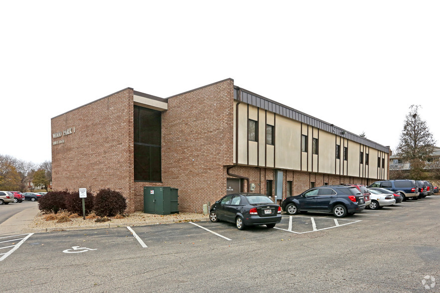 1000 E 146th St, Burnsville, MN for lease - Building Photo - Image 3 of 6