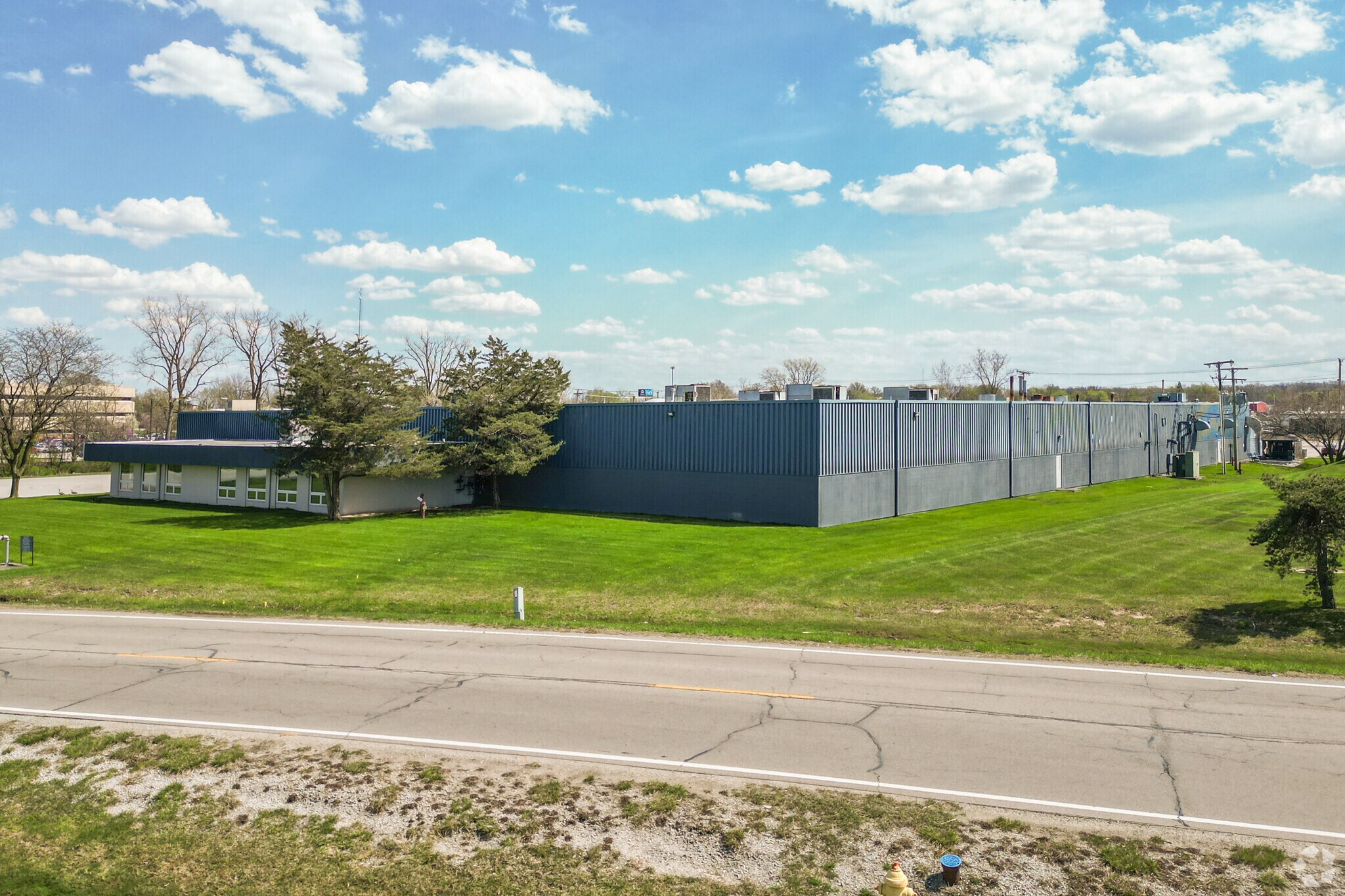 1211 Progress Rd, Fort Wayne, IN for sale Primary Photo- Image 1 of 1