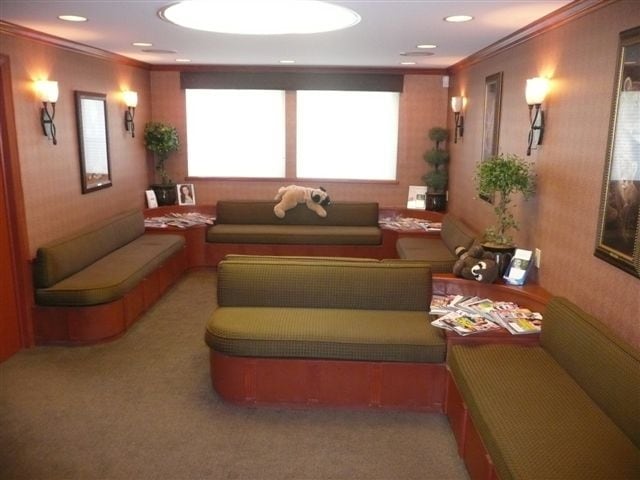 475 White Plains Rd, Eastchester, NY for sale - Building Photo - Image 3 of 8