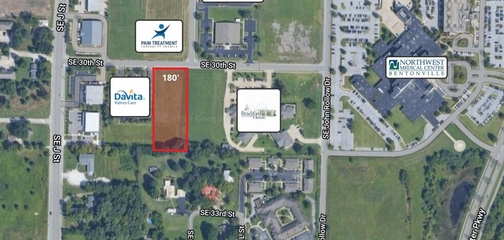 1104 SE 30th St, Bentonville, AR for sale - Building Photo - Image 1 of 1