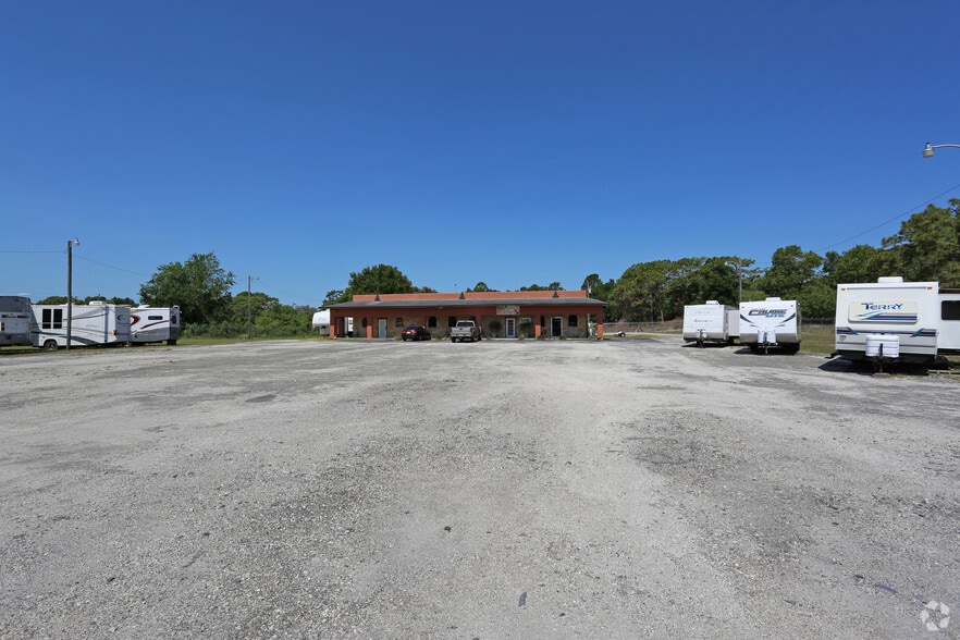 5273 Treiman Blvd, Dade City, FL for sale - Building Photo - Image 2 of 3