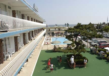 7011 Atlantic Ave, Wildwood Crest, NJ for sale Primary Photo- Image 1 of 1