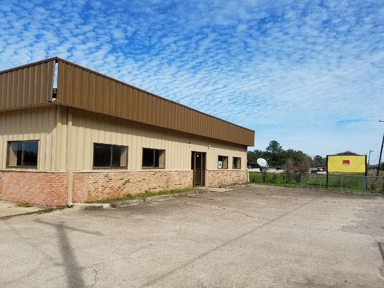 10515 FM 1462 Rd, Alvin, TX for sale - Primary Photo - Image 1 of 1