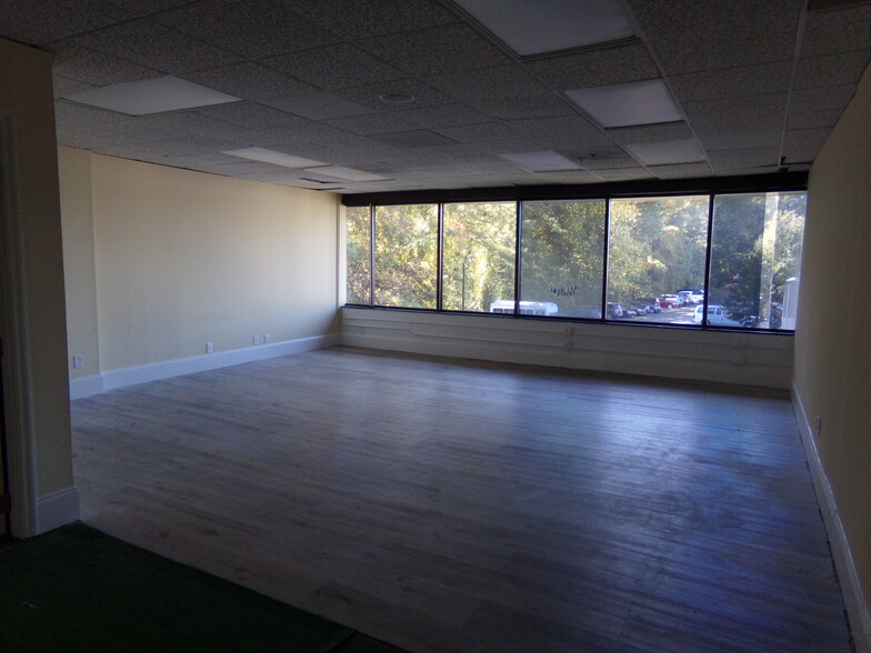 5430 Jimmy Carter Blvd, Norcross, GA for lease - Interior Photo - Image 2 of 5