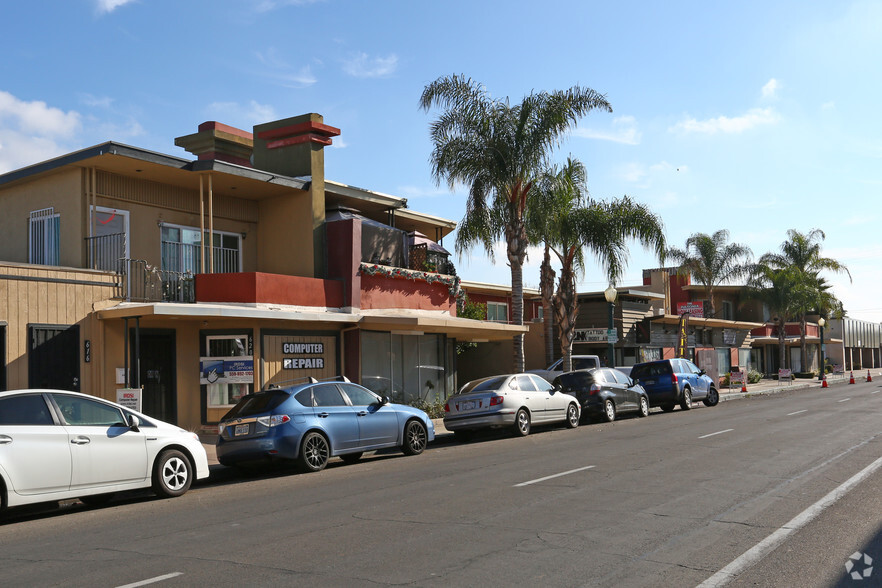 532-620 N Fulton St, Fresno, CA for lease - Building Photo - Image 1 of 8