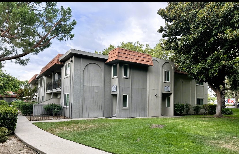 2451-2529 Santa Rita Rd, Pleasanton, CA for sale - Building Photo - Image 1 of 1