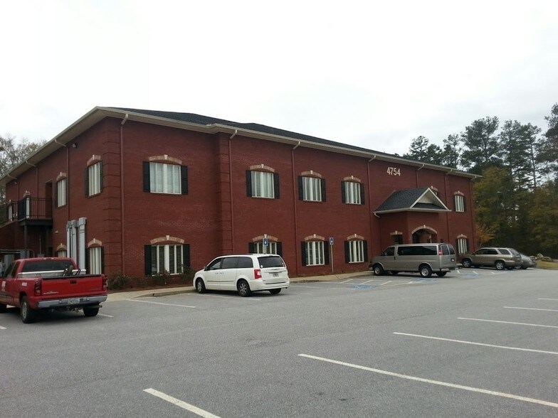 4754 Martin Rd, Flowery Branch, GA for sale - Building Photo - Image 1 of 1
